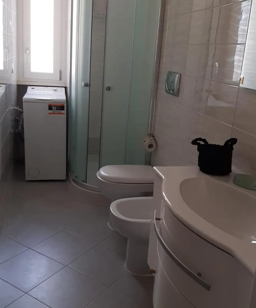 Apartment Privileged Flat - Stazione Tuscolana & Metro A Rome